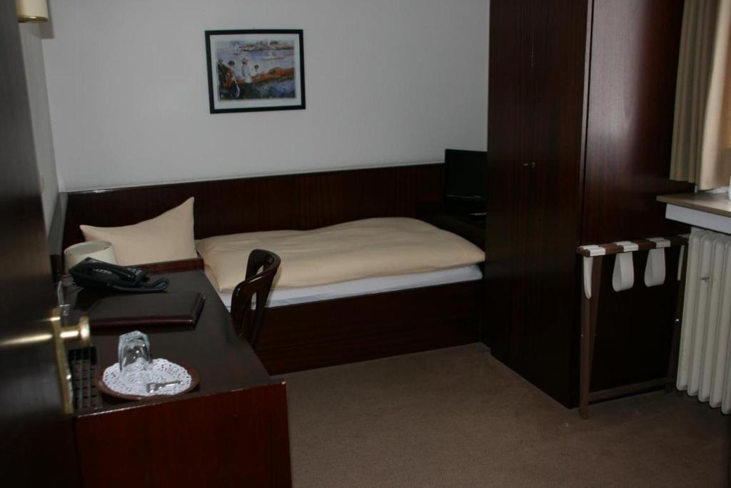 Hotel Diening エッセン 部屋 写真